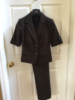 Women’s THE LIMITED STUDIO 400 Two Button Suit