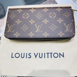 Louis Vuitton Wallet