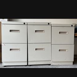 FILE CABiNETS