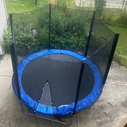 Trampoline 