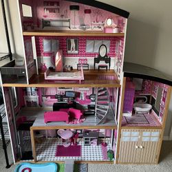 doll House