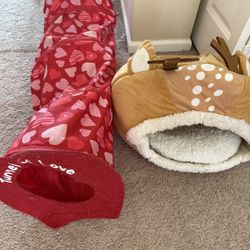 Cat Kitten House And Tunnel