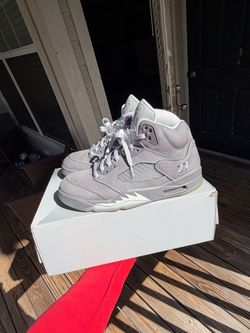 Jordan Retro 5 Wolf Grey