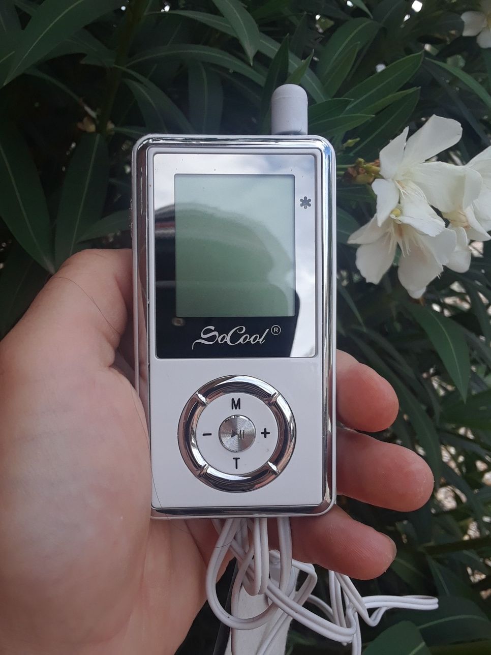 So Cool Electronic Muscle Stimulator Tens Unit