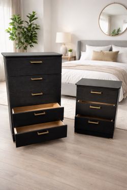 New Black/ Gold Chest and Nightstand Set‼️