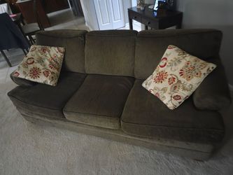 Sofa...MUST SELL THIS WEEK