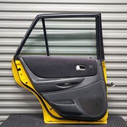 2002-2003 Mazda Protege5 Rear Driver Side Door Assembly 
