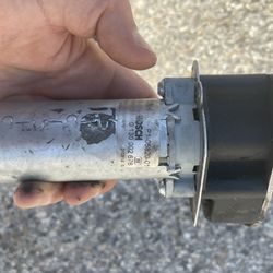 Running Board Amp Research Step Motor for Sale in Moorpark, CA - OfferUp
