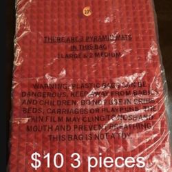 3 Silicone Pyramid Mats 
