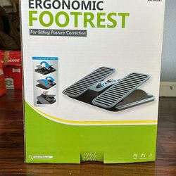 Ergonomic Footrest – Like New