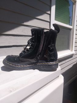 Dr Martins Size11 -For little girls