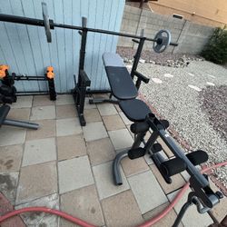 Lifting Exercise Equipment With Weights