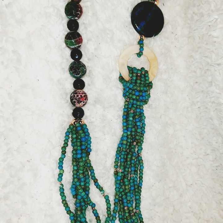 blue green multi- strand necklace