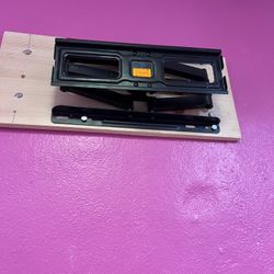 Wall Mount Tv