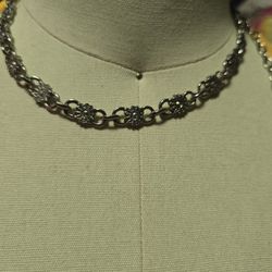 20 Inch Filigree Art Chain Necklace  Daisy Oriental Patima Silver From The Limited