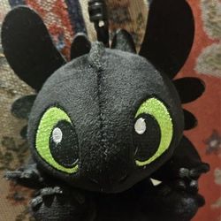 HOW TO TRAIN YOUR  DRAGON " NIGHT FURY  TOOTHLESS " PLUSH KEYCHAIN BACKPACK CLIP CHARM 