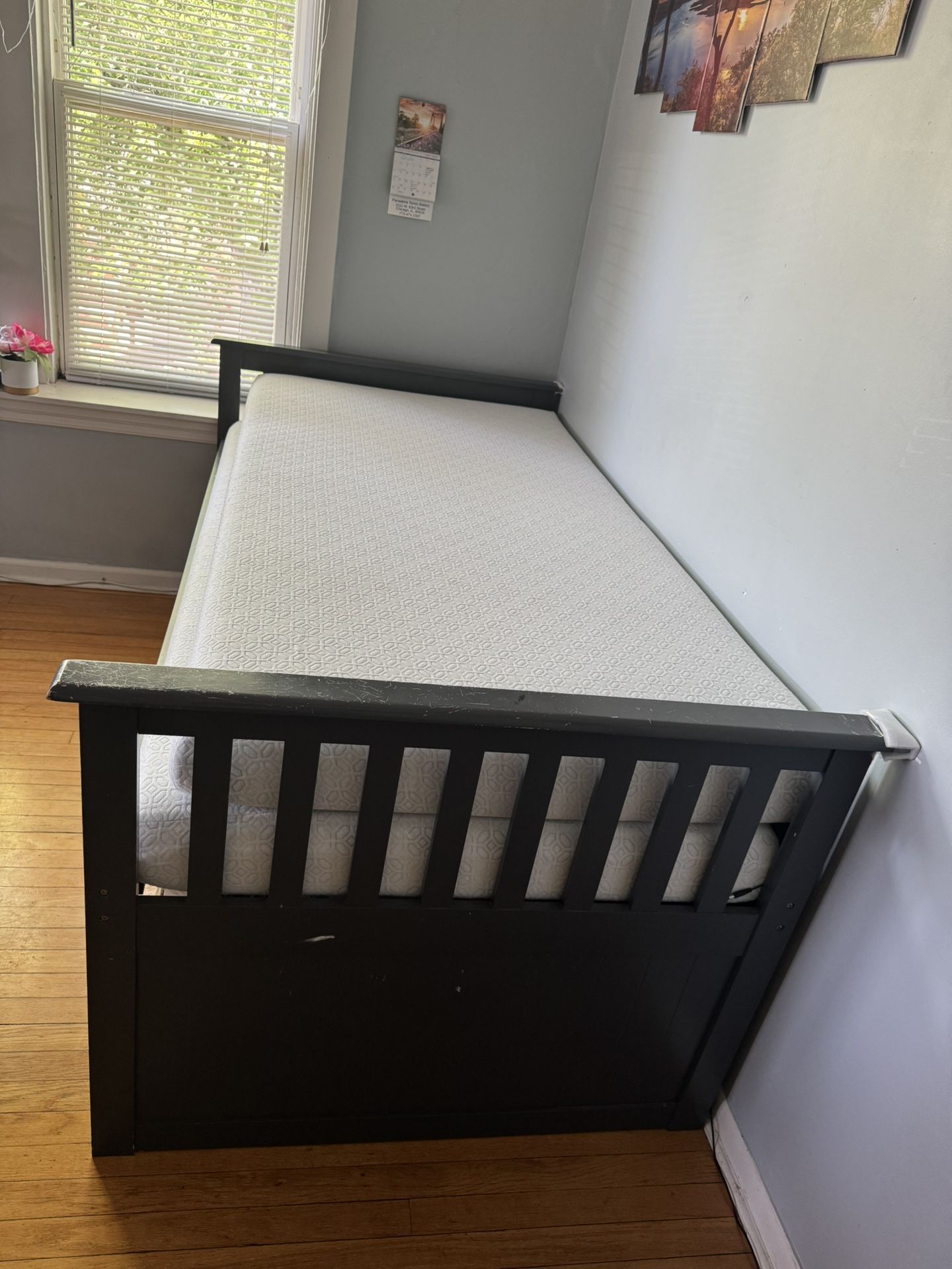 Twin Bed 🛏️ With 2 mattresses