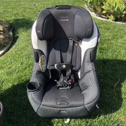Maxi- Cosi Car Seat 