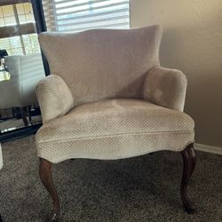 Accent Chair – Neutral Upholstery – Great Condition