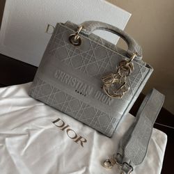 DIOR D-Lite Medium Canvas Bag