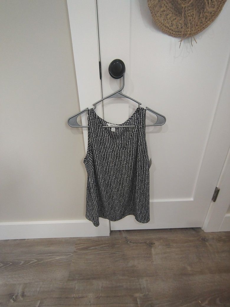 Black And White Light Blouse