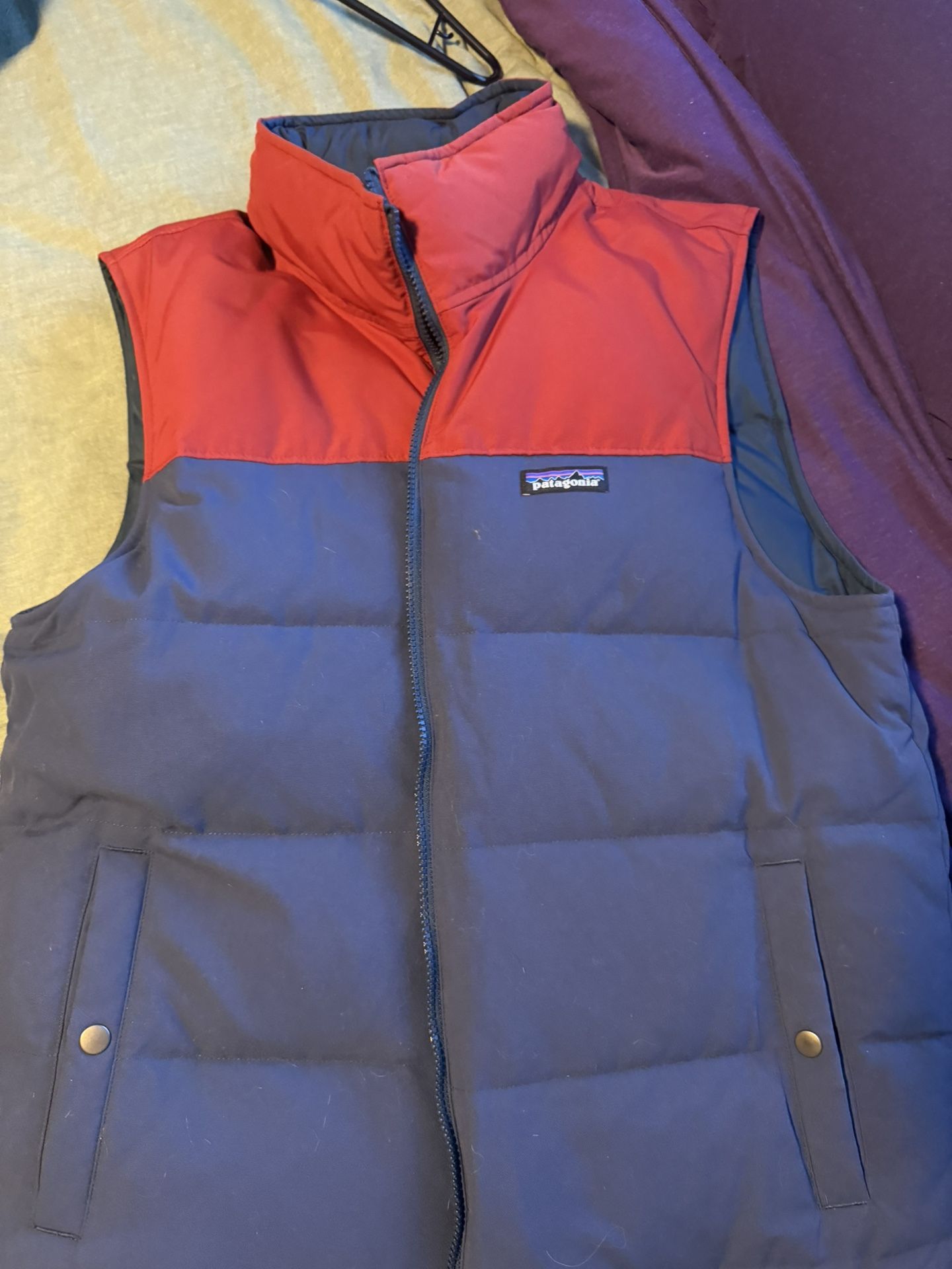 Patagonia Reversible Bivy Down Vest - Men’s Medium