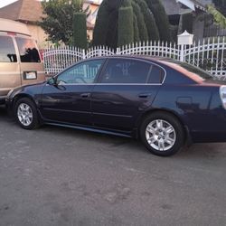 2005 Nissan Altima 