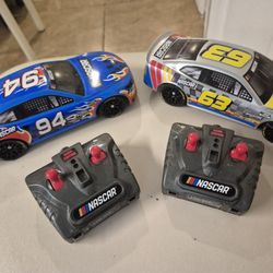 2 Nascar Set RACERS W/ REMOTES