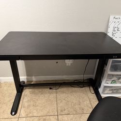 Stand up desk and chair