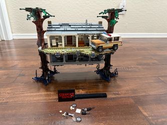 Lego stranger things Upside Down 75810