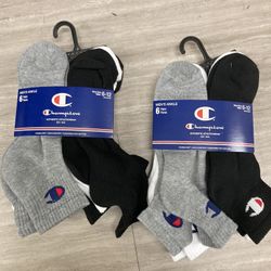 NWT Champion Men’s Quarter Socks 12 Pairs