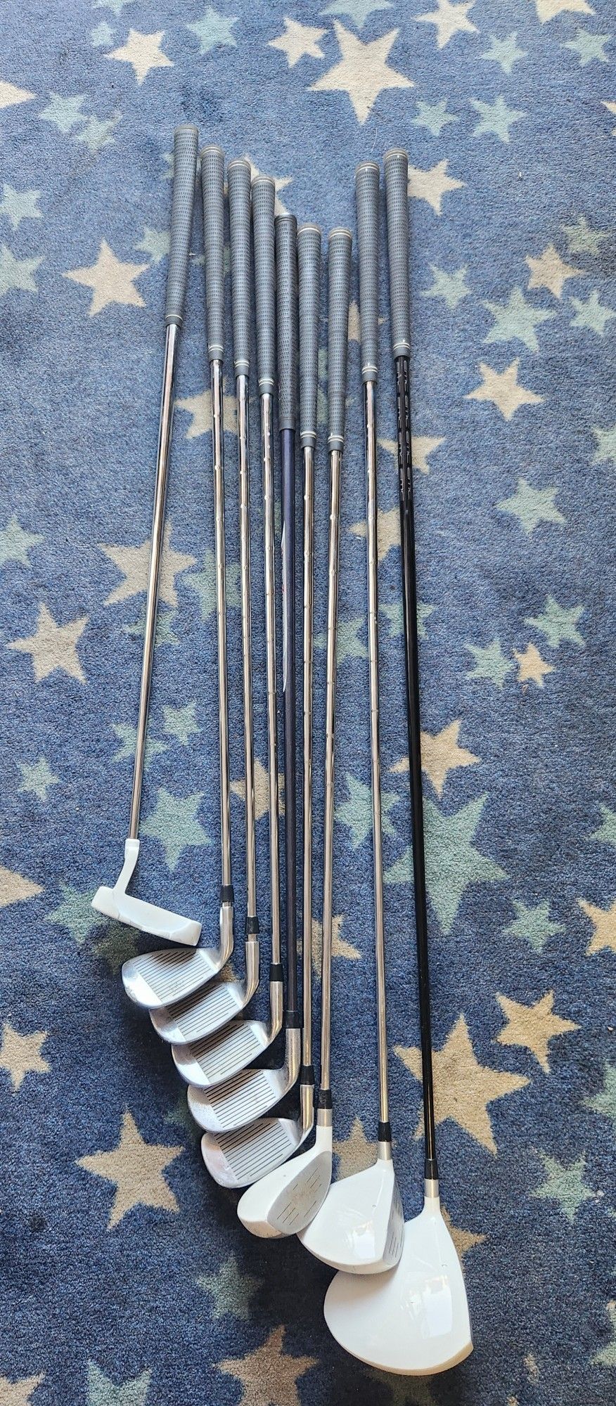 TiTech XG4 Beginner Golf Club Set P-6, Hybrid 4/3, 3 Wood,  Driver, Putter In Overall Good Condition 