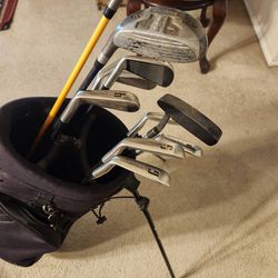 Full SET OF GOLF CLUBS & BAG