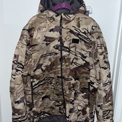 Sz Large Under Armour Storm Tech Coldwear Camo