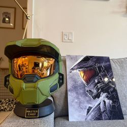 Halo Master Chief Helmet + Metal Wall Art Bundle – Display Only – NO SEPARATING