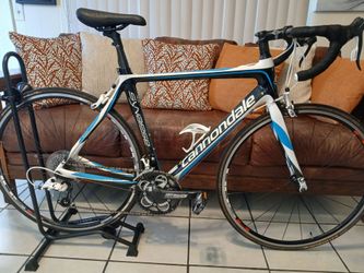 Cannondale synapse full carbon roadbike size 54cm medium SRAM COMPONENTS 20 speeds like new..