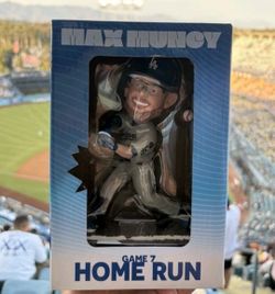 Max Muncy bobblehead 2026