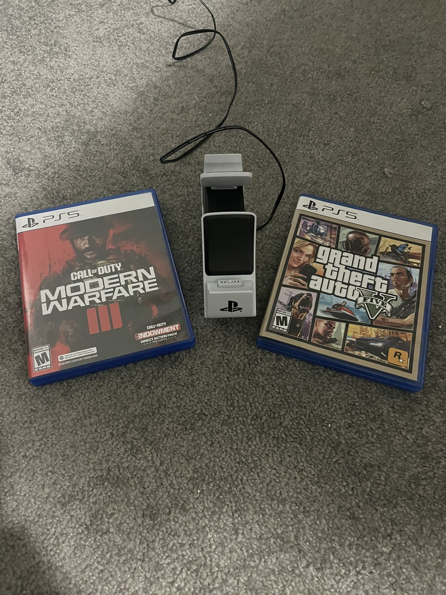 PS5 MW3, GTA 5 And PS Charging Cradle