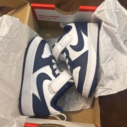 Nike court borough low 2 tdv