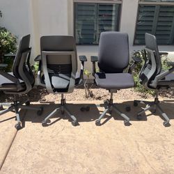 LIKE NEW Steelcase Gesture High End Top Rated Office Chair!