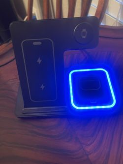 3 In 1 Wireless Charger For Phone Smart Watch And Earbuds