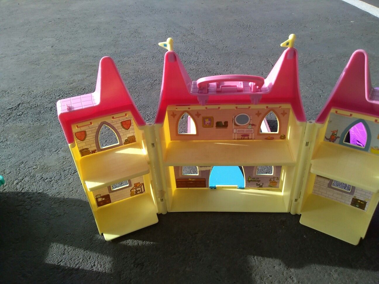 Play toys