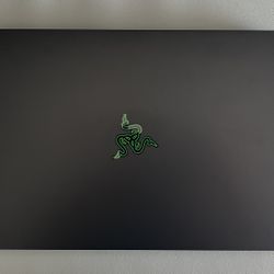 RAZER BLADE 16 (2024) RTX 4090 / i9 / 96GB RAM / 8TB SSD + GaN CHARGER – LIKE NEW 