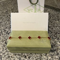 Carnelian Van Cleef & Arpels Bracelet