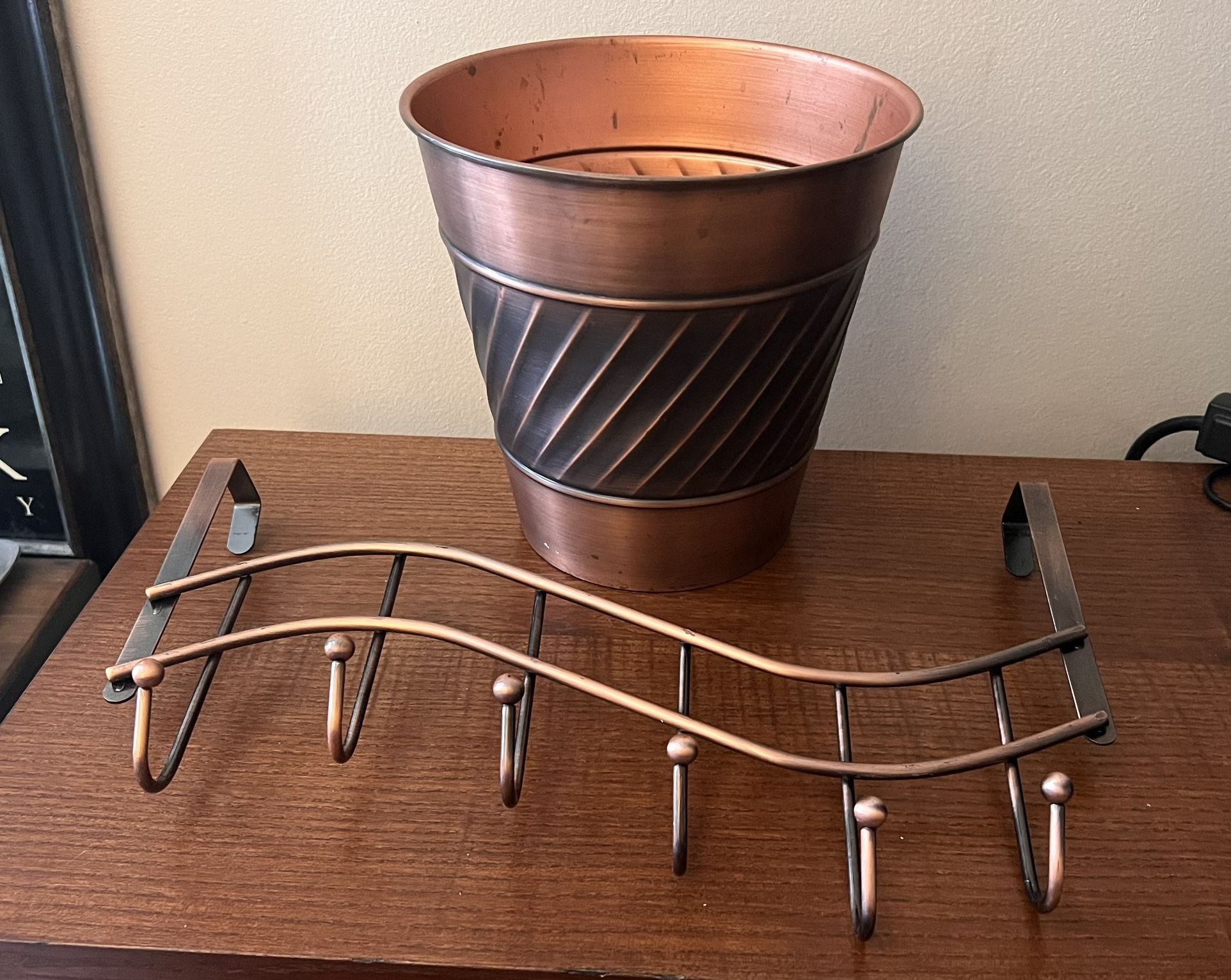 Copper Finish Accessories Set