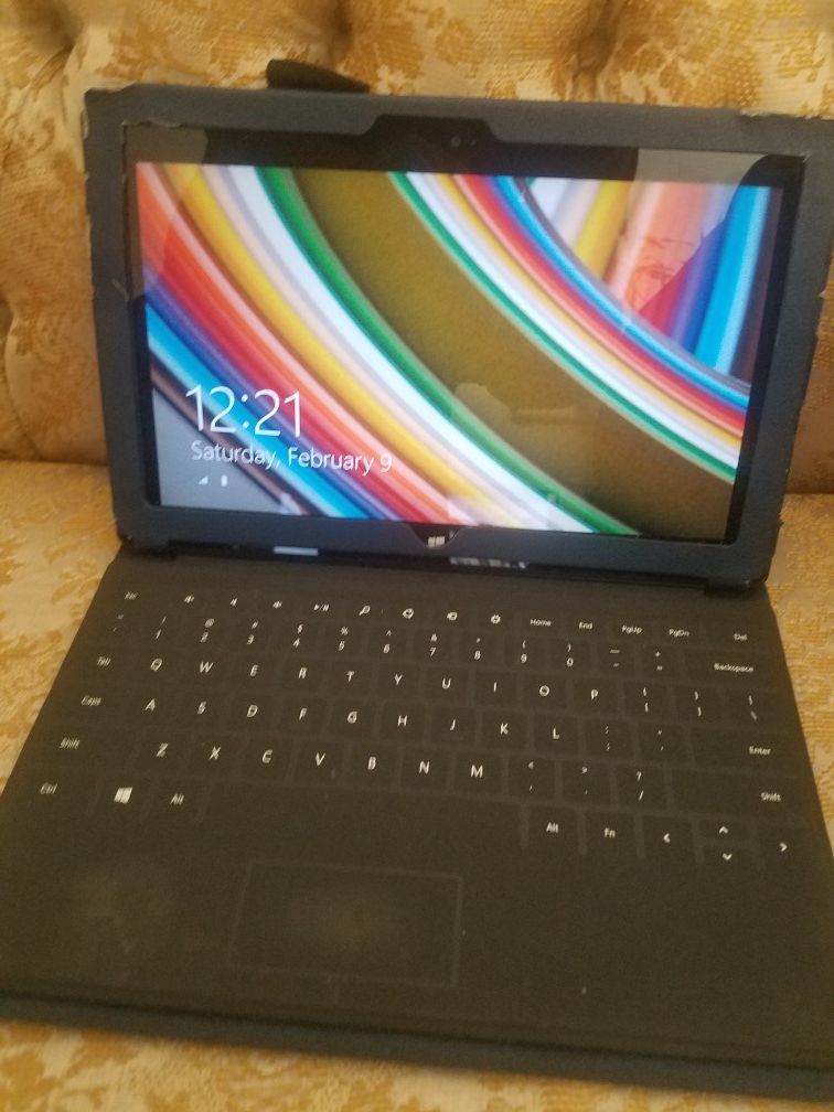 Microsoft Surface Computer / Tablet