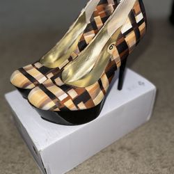 Carlos Santana Heels