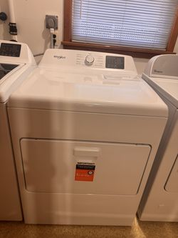 Like New Whirlpool 7.0 cu. ft. Electric Dryer (WED4307SW) - Only 4 Weeks Old!