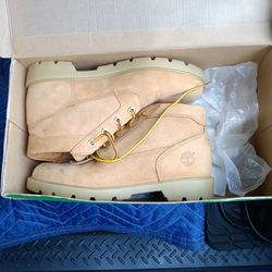 Size 6 Timberland Boots Brand New
