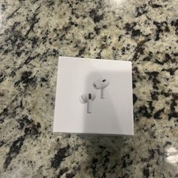 Apple AirPods Pro 2nd Generation with MagSafe Wireless Charging Case - White